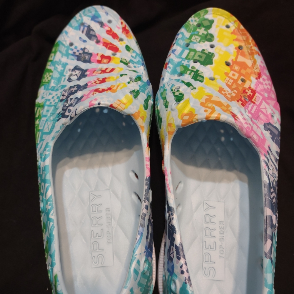 Men's Shoes - Picture 2 of 3